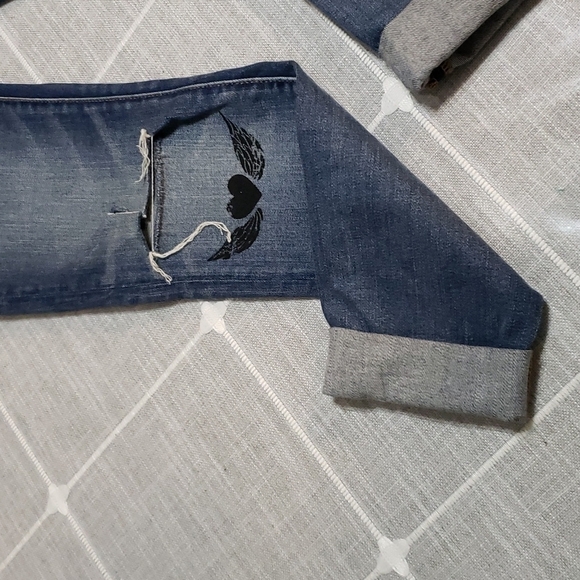 American Eagle Jeans with Patches, Size 00 - Picture 8 of 17